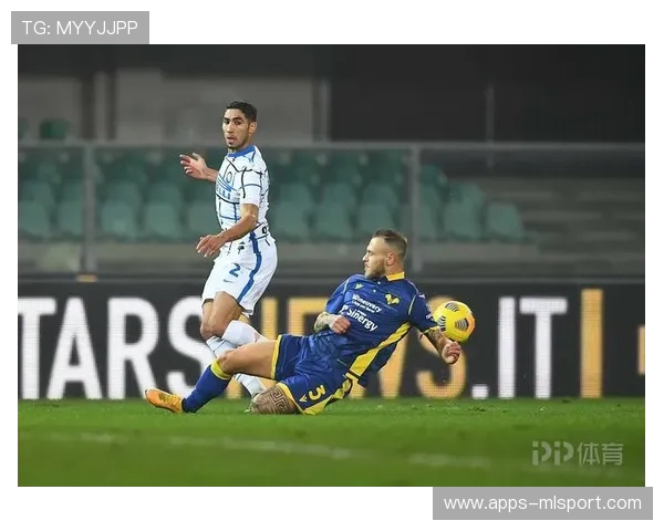 巴黎阿什拉夫边路推进更具爆发力：重新定义速度与突破