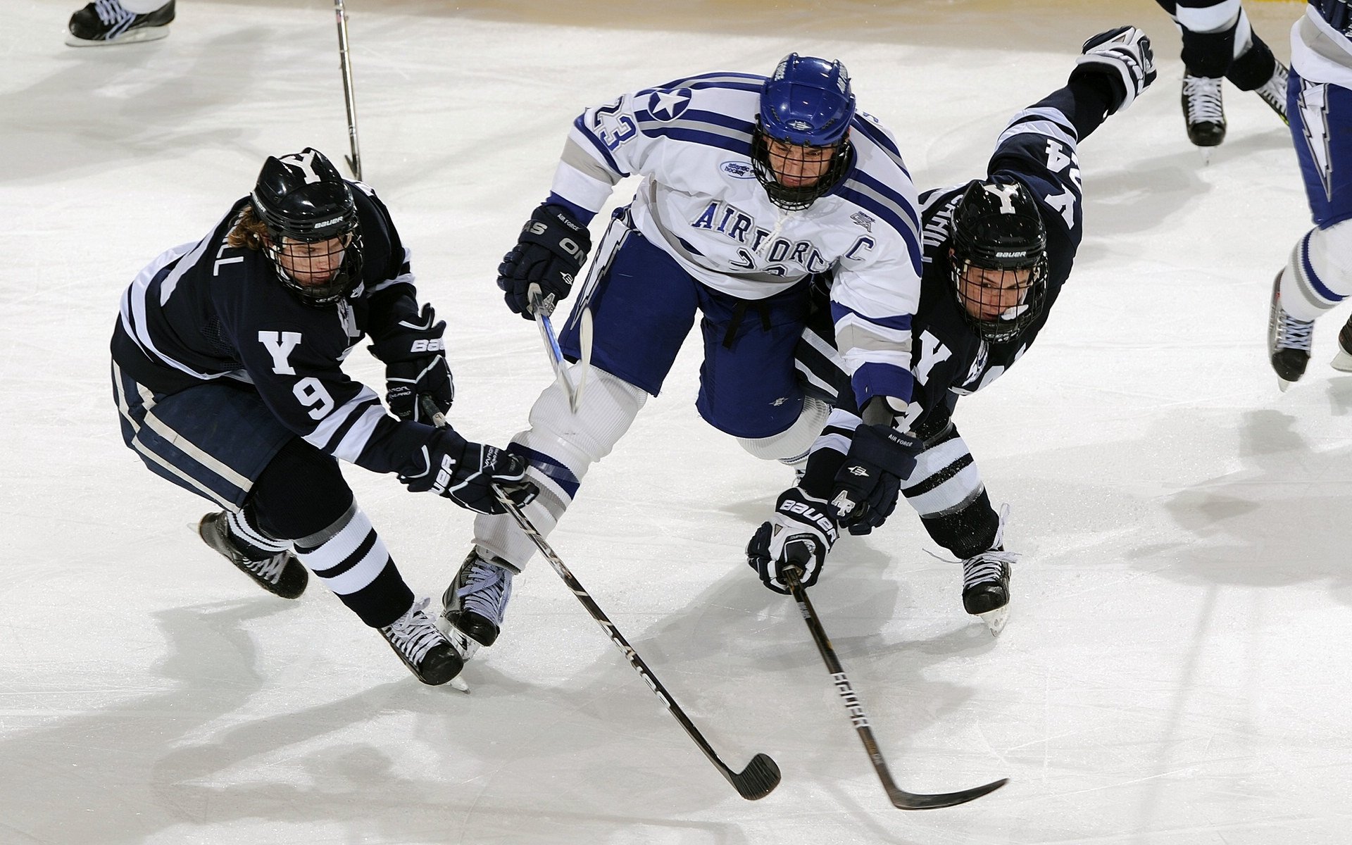 米兰电竞-《Dota2》荣耀之巅总决赛，引爆电竞激情，谁将夺冠？